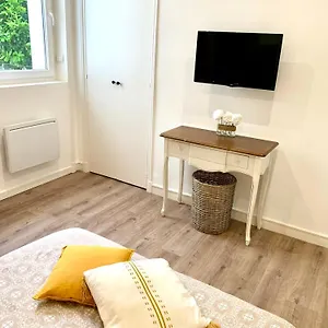 Cosy Au Coeur De - Calme Appartement